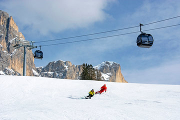 Twice the skiing fun in the Dolomites